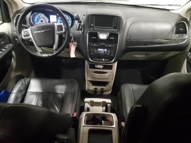 Photo 8 from auction – 2016 CHRYSLER TOWN & COU with VIN 2C4RC1BG2GR174151