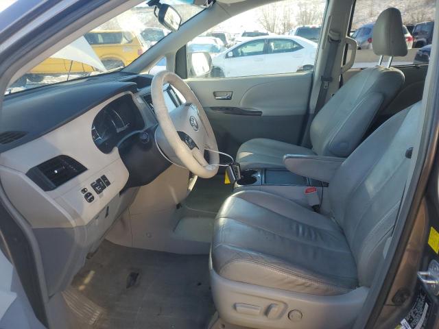 Photo 7 from auction – 2011 TOYOTA SIENNA XLE with VIN 5TDDK3DC8BS018537