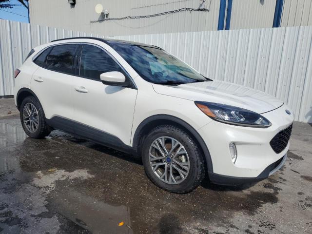 Photo 4 from auction – 2020 FORD ESCAPE SEL with VIN 1FMCU9H60LUA11989