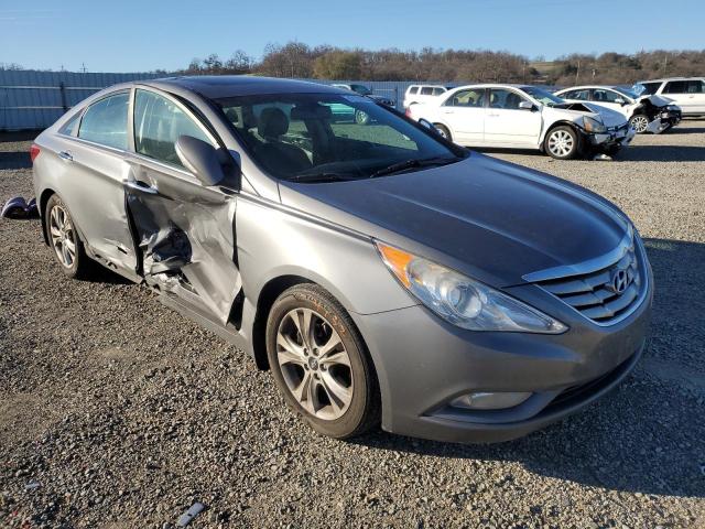 Photo 4 from auction – 2013 HYUNDAI SONATA SE with VIN 5NPEC4ACXDH550165