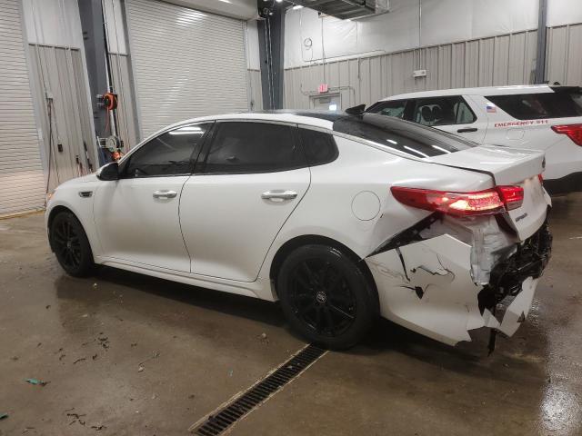 Photo 2 from auction – 2016 KIA OPTIMA EX with VIN 5XXGU4L33GG119475