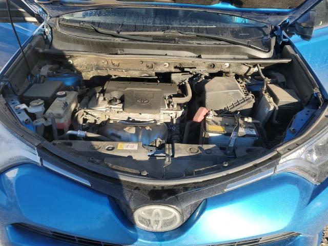 Photo 12 from auction – 2017 TOYOTA RAV4 LE with VIN JTMBFREVXHJ713879