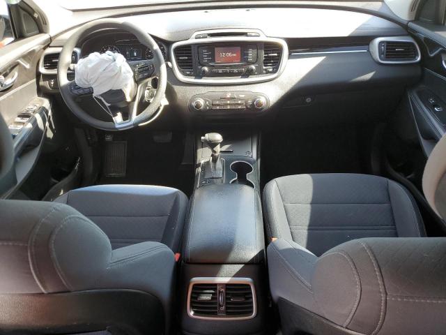 Photo 8 from auction – 2016 KIA SORENTO LX with VIN 5XYPG4A30GG104325