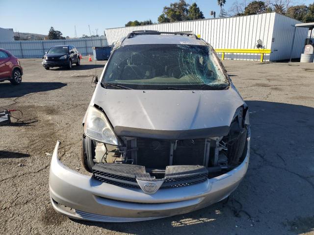 Photo 5 from auction – 2004 TOYOTA SIENNA CE with VIN 5TDZA23C24S002938