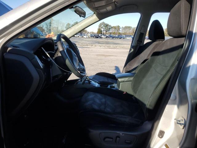 Photo 7 from auction – 2016 NISSAN ROGUE S with VIN 5N1AT2MV3GC913465