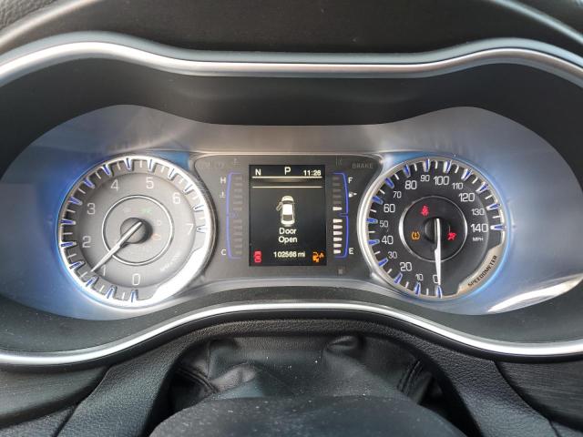 Photo 9 from auction – 2015 CHRYSLER 200 LIMITE with VIN 1C3CCCAB5FN573577