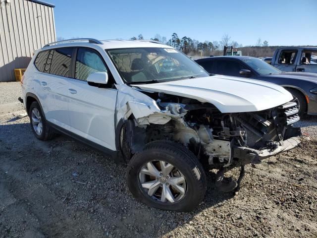 Photo 4 from auction – 2018 VOLKSWAGEN ATLAS S with VIN 1V2AP2CA7JC548222