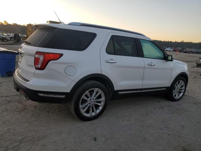 Photo 3 from auction – 2018 FORD EXPLORER L with VIN 1FM5K7FH4JGB51305