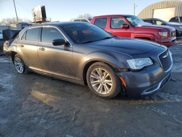 Photo 4 from auction – 2017 CHRYSLER 300 LIMITE with VIN 2C3CCAAG7HH662062