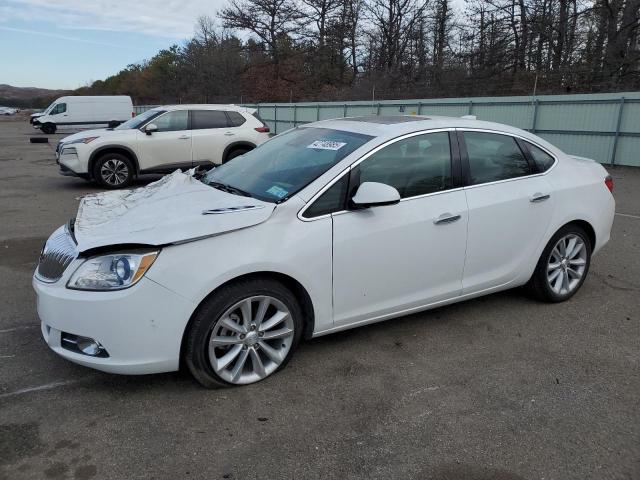 BUICK VERANO 2016 с VIN 1G4PS5SK2G4175837 - Снимка от търг