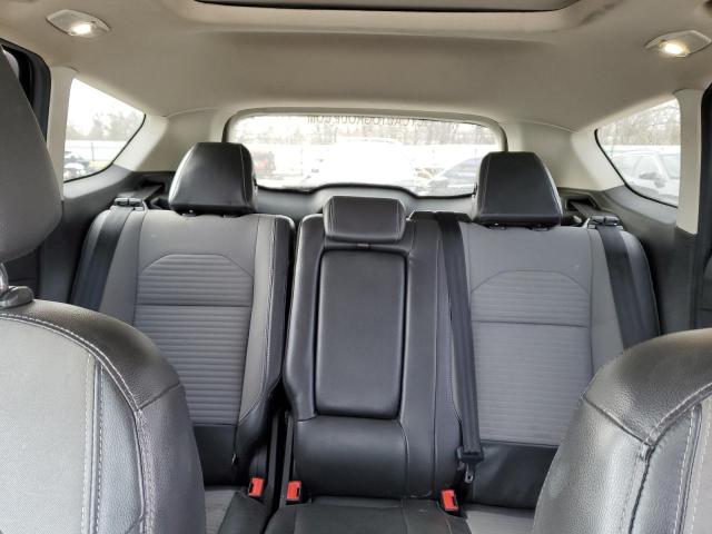 Photo 10 from auction – 2017 FORD ESCAPE SE with VIN 1FMCU0G91HUC01329