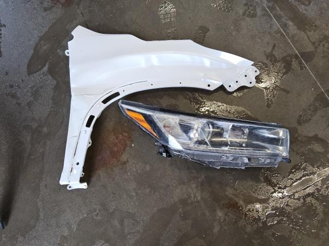Photo 13 from auction – 2018 TOYOTA HIGHLANDER with VIN 5TDDGRFH2JS044014