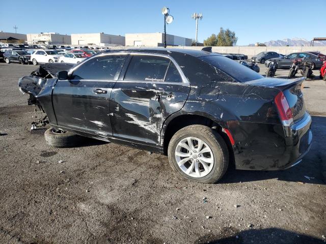 Photo 2 from auction – 2015 CHRYSLER 300 LIMITE with VIN 2C3CCAAG1FH903952