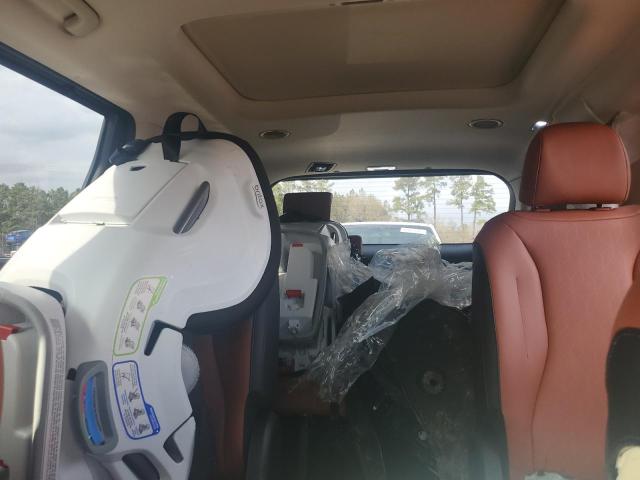 Photo 10 from auction – 2018 CHRYSLER PACIFICA T with VIN 2C4RC1BG0JR119558