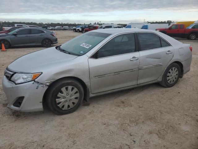TOYOTA CAMRY L 2014 with VIN 4T4BF1FKXER444400 - Photo from auction