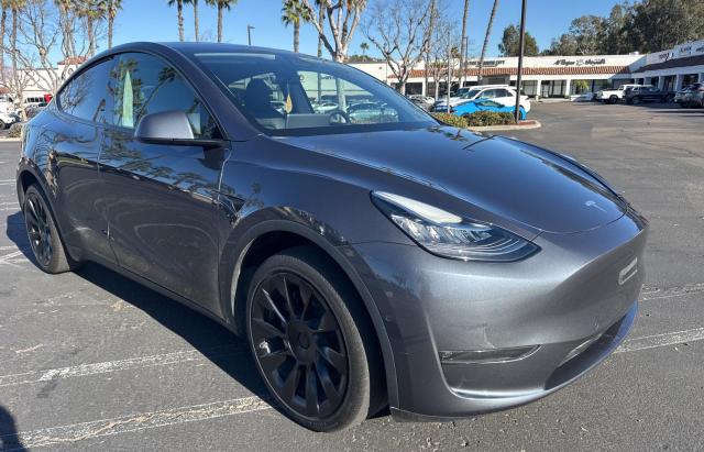 TESLA MODEL Y 2022 с VIN 7SAYGDEE0NF365509 - Фото с аукциона