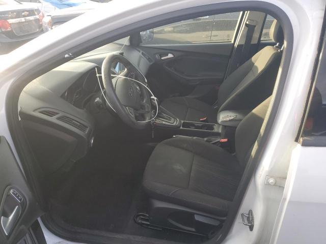 Foto 7 de la subasta – 2015 FORD FOCUS SE con VIN 1FADP3K21FL281767