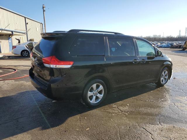 Photo 3 from auction – 2013 TOYOTA SIENNA LE with VIN 5TDKK3DC4DS388247