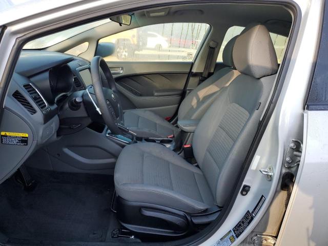Photo 7 from auction – 2018 KIA FORTE LX with VIN 3KPFL4A72JE284230
