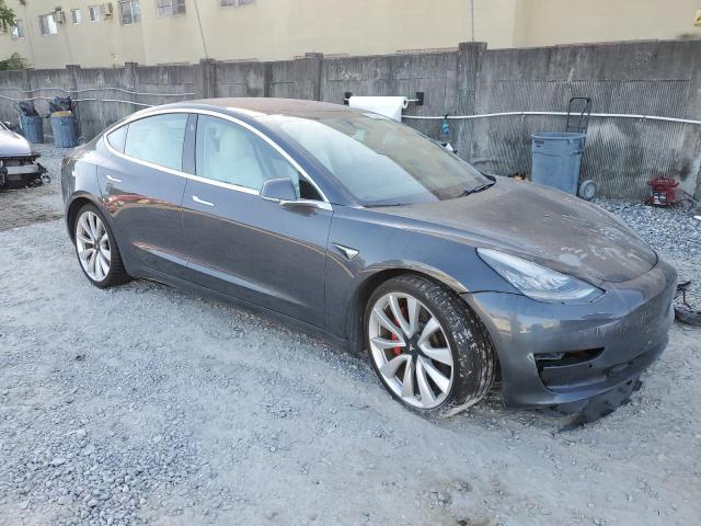 Photo 4 from auction – 2018 TESLA MODEL 3 with VIN 5YJ3E1EB1JF081933