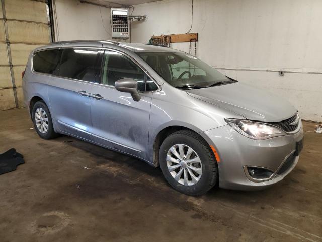 Photo 4 from auction – 2018 CHRYSLER PACIFICA T with VIN 2C4RC1BG8JR110512