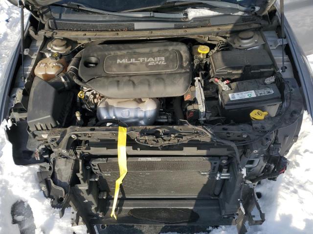 Photo 11 from auction – 2016 CHRYSLER 200 LIMITE with VIN 1C3CCCAB9GN161390