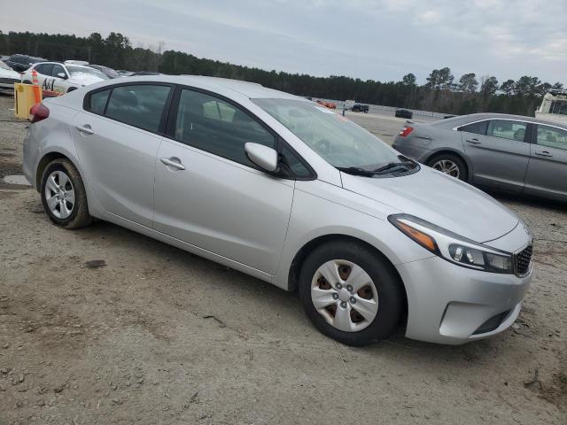Photo 4 from auction – 2017 KIA FORTE LX with VIN 3KPFK4A78HE089259