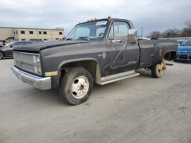 Photo 1 from auction – 1981 CHEVROLET C30 with VIN 1GCHC34W6BZ135833