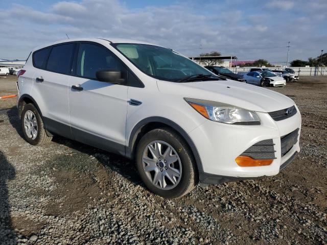 Photo 4 from auction – 2014 FORD ESCAPE S with VIN 1FMCU0F73EUD58520