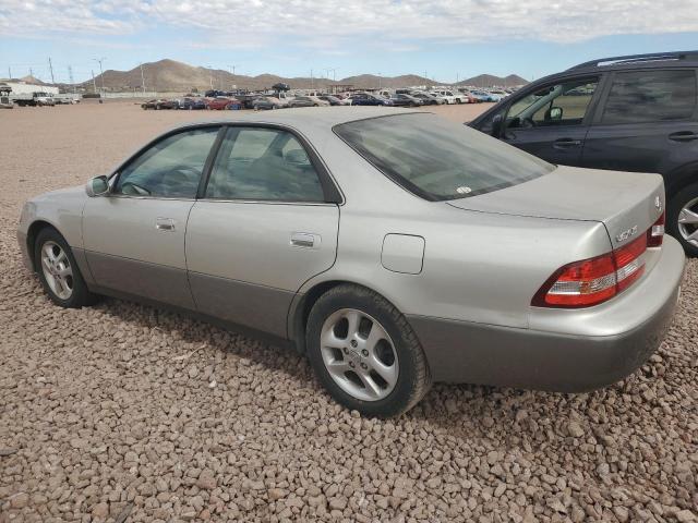 Photo 2 from auction – 2000 LEXUS ES 300 with VIN JT8BF28G7Y5085839