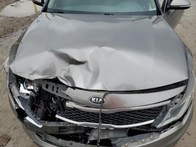 Photo 11 from auction – 2017 KIA OPTIMA LX with VIN 5XXGT4L38HG167672