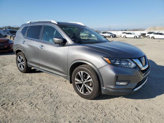 Photo 4 from auction – 2017 NISSAN ROGUE S with VIN 5N1AT2MT4HC747800