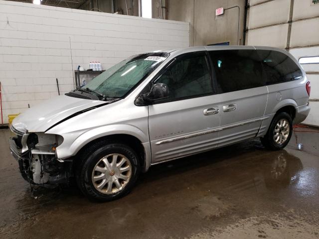 CHRYSLER TOWN & COU 2001 with VIN 2C8GP54L81R305070 - Photo from auction