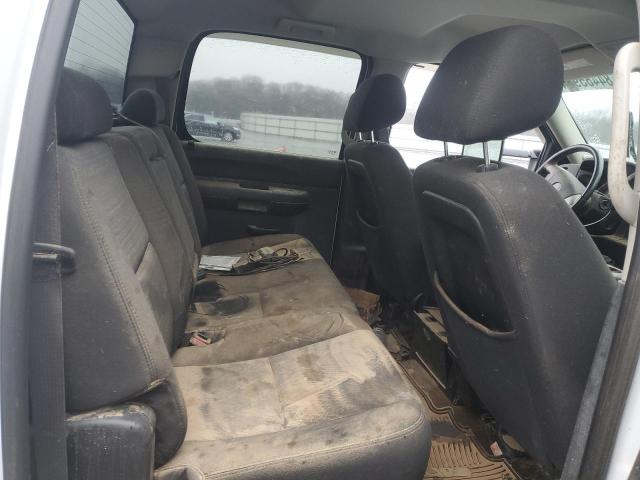 Zdjęcie 10 z aukcji – 2011 GMC SIERRA K35 z VIN 1GT423C82BF198191