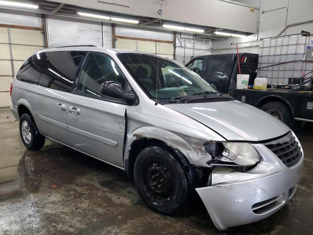 Photo 4 from auction – 2007 CHRYSLER TOWN & COU with VIN 2A4GP44R57R353256