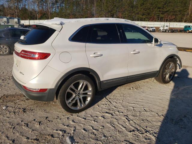 Photo 3 from auction – 2017 LINCOLN MKC RESERV with VIN 5LMTJ3DH4HUL08264