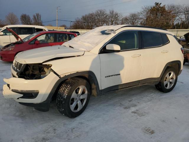 JEEP COMPASS LA 2018 with VIN 3C4NJDBB7JT185578 - Photo from auction