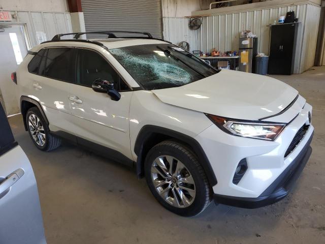 Photo 4 from auction – 2021 TOYOTA RAV4 XLE P with VIN 2T3C1RFV4MW159932