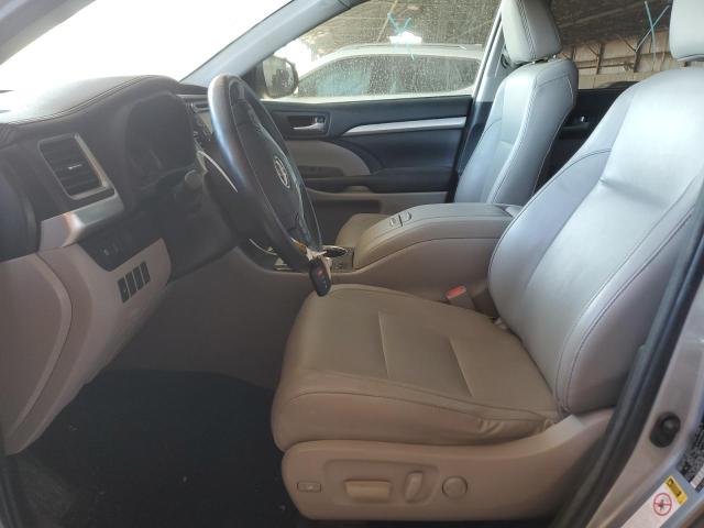 Photo 7 from auction – 2018 TOYOTA HIGHLANDER with VIN 5TDKZRFH4JS527859
