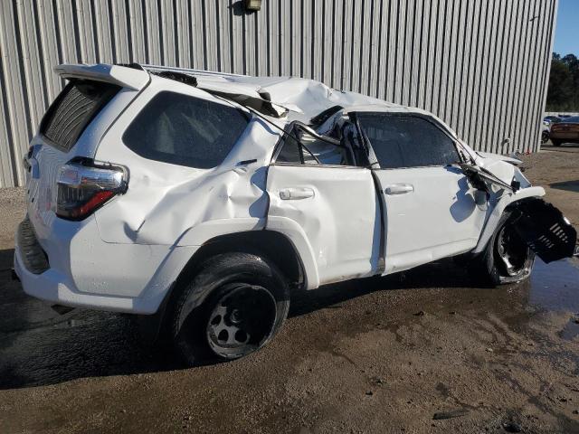 Photo 3 from auction – 2021 TOYOTA 4RUNNER SR with VIN JTEMU5JRXM5885327
