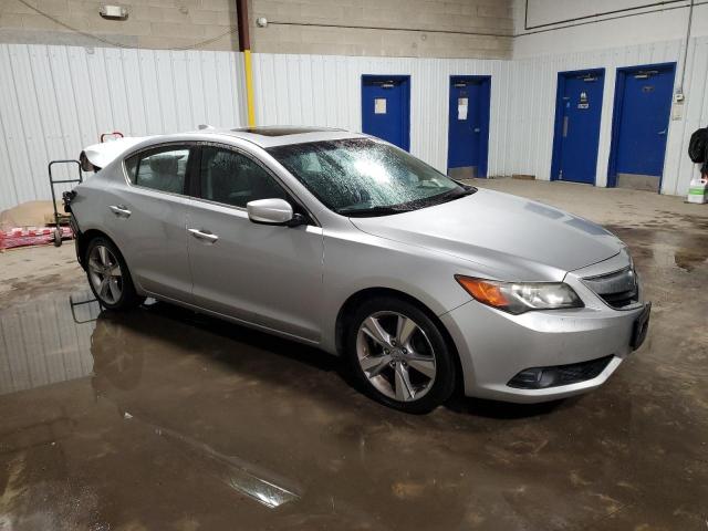 Photo 4 from auction – 2013 ACURA ILX 20 TEC with VIN 19VDE1F70DE004293