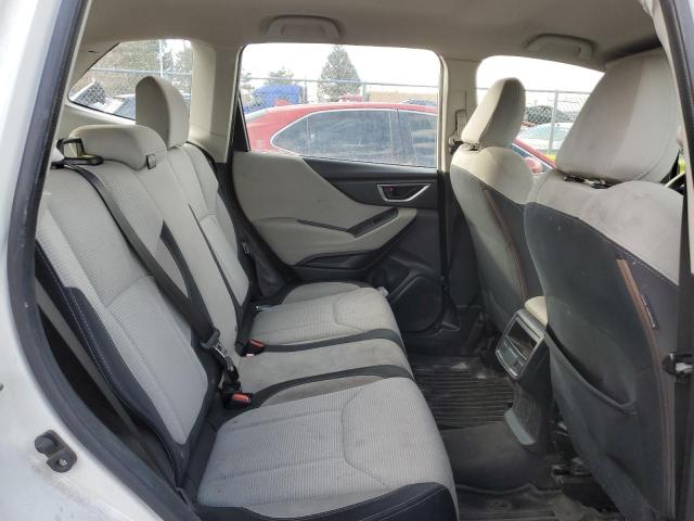 Photo 10 from auction – 2019 SUBARU FORESTER with VIN JF2SKACC1KH464645