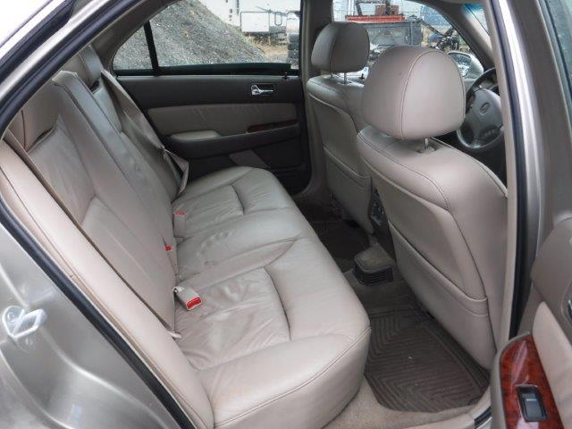 Photo 6 from auction – 2002 ACURA 3.5RL with VIN JH4KA96592C004853