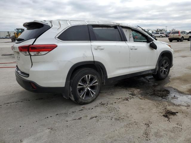 Photo 3 from auction – 2019 TOYOTA HIGHLANDER with VIN 5TDZZRFH7KS360672