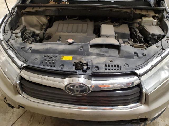 Photo 12 from auction – 2015 TOYOTA HIGHLANDER with VIN 5TDDKRFH0FS205028