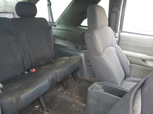 Foto 10 de la subasta – 2003 CHEVROLET BLAZER con VIN 1GNCT18X23K154091