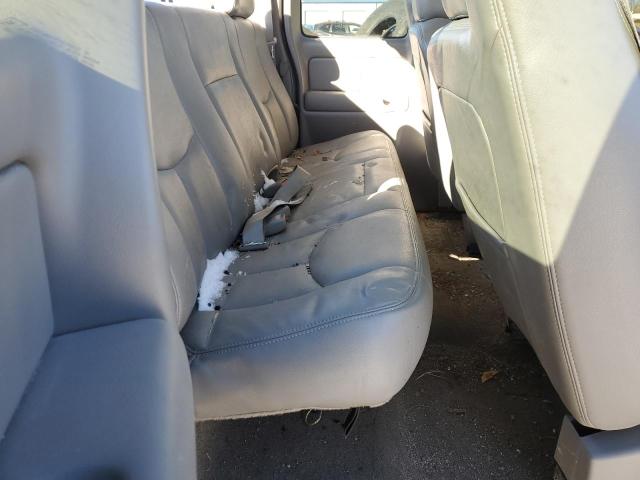 Photo 10 from auction – 2004 CHEVROLET SILVERADO with VIN 2GCEK19T341126365