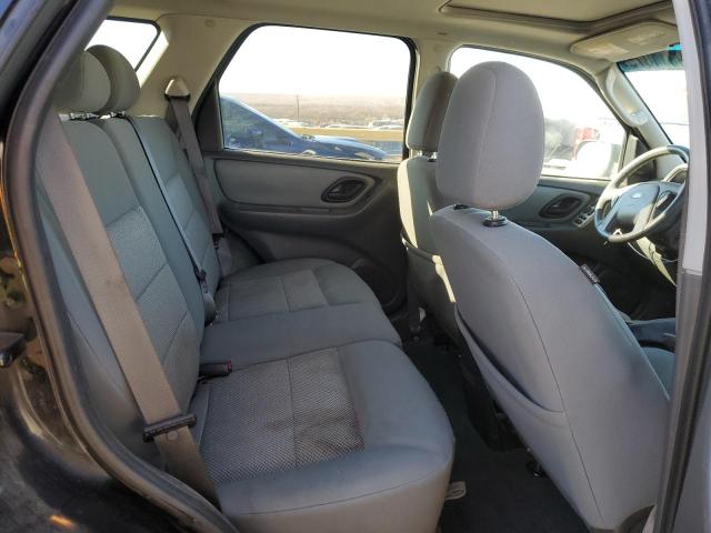 Photo 10 from auction – 2007 FORD ESCAPE XLT with VIN 1FMCU93147KB90146
