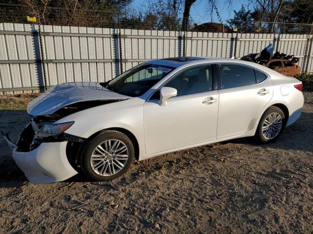 LEXUS ES 350 2013 مع رقم تعريف المركبة JTHBK1GG7D2016779 - صورة من المزاد