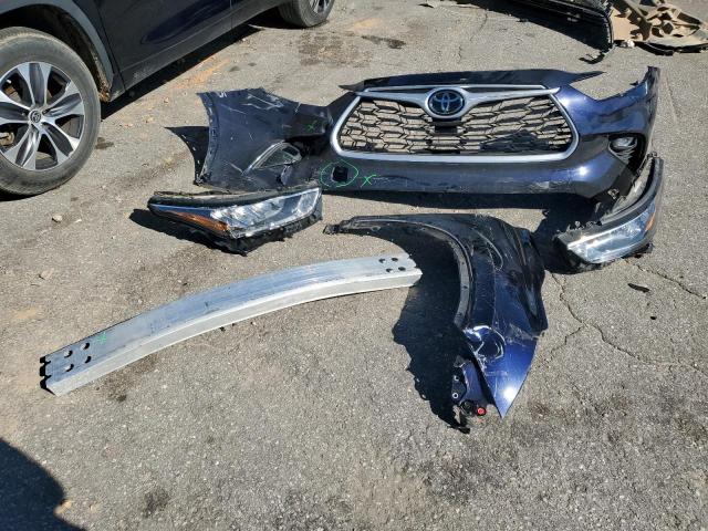 Photo 13 from auction – 2020 TOYOTA HIGHLANDER with VIN 5TDGZRAH3LS512950
